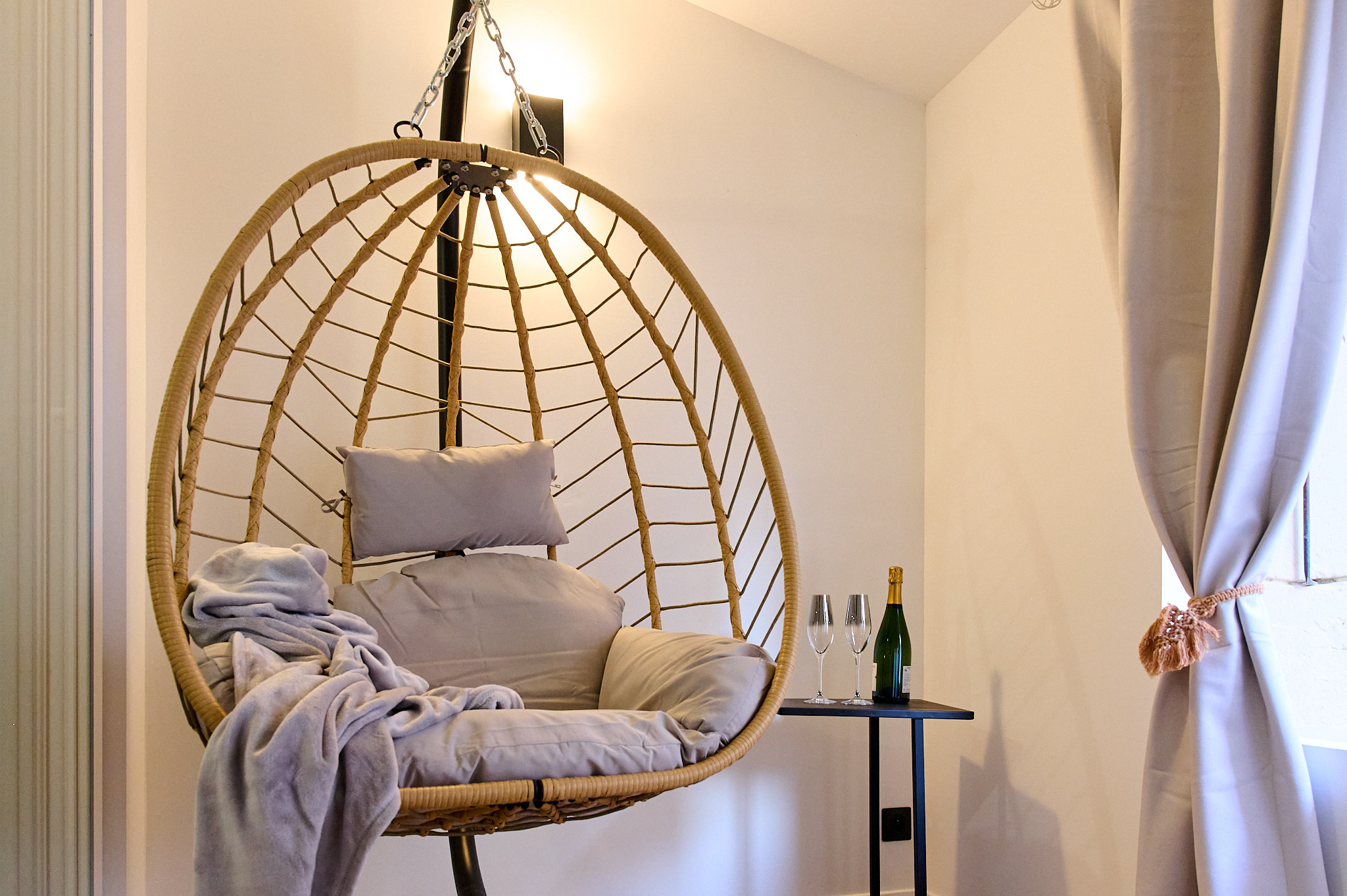 Love-Room-22